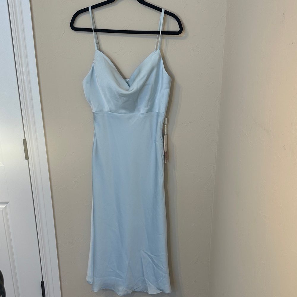 Elegant Sky Blue Midi Dress